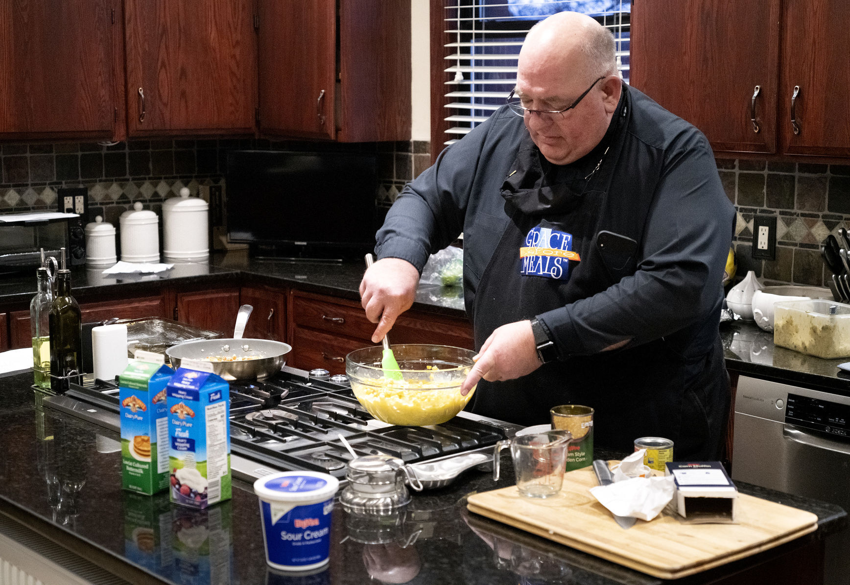 Cooking priest Brad Pelzel